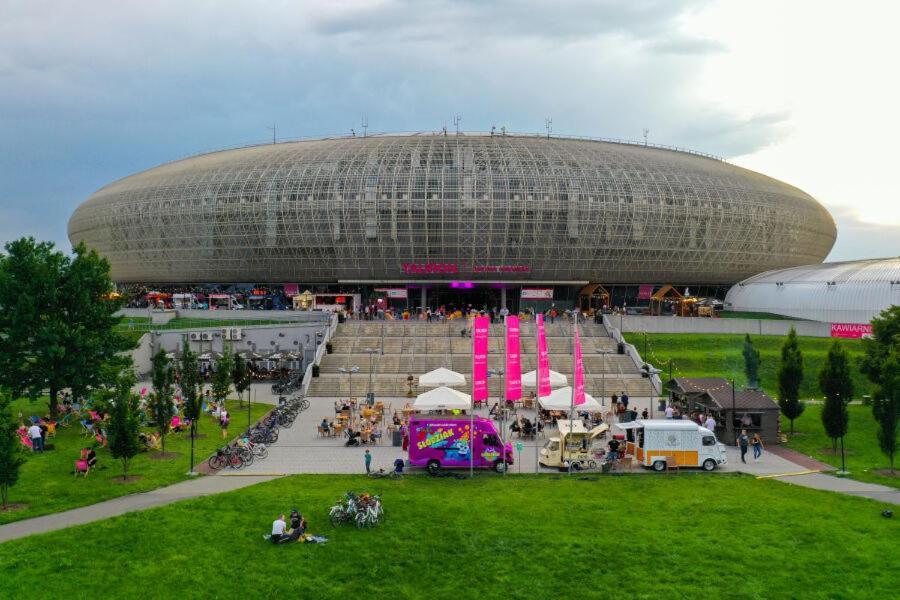 Tauron Arena Apartment With Garage - Krakow Lema מראה חיצוני תמונה